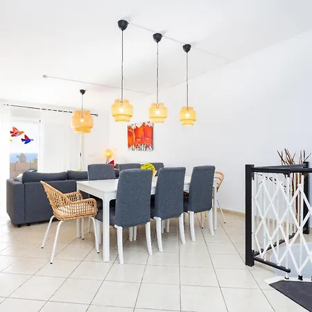 Casa de Férias Casa Almendra - Private Pool - Ocean View - Bbq - Garden - Terrace - Free Wifi - Child & Pet-friendly - 4 Bedrooms - 8 People La Listada