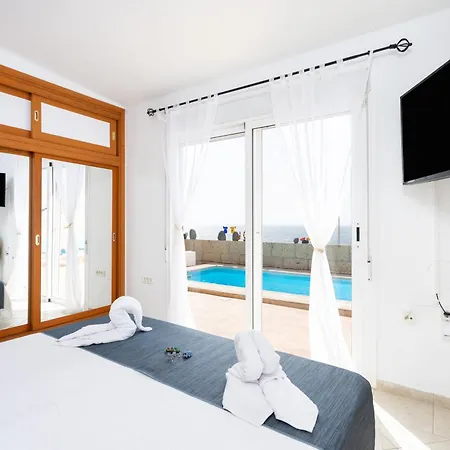 Casa de Férias Casa Almendra - Private Pool - Ocean View - Bbq - Garden - Terrace - Free Wifi - Child & Pet-friendly - 4 Bedrooms - 8 People *